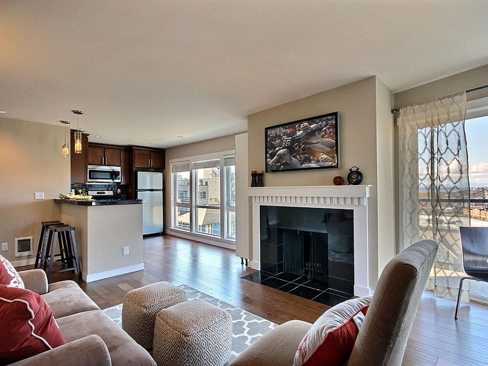 1st image of 900 Summit Ave E #313