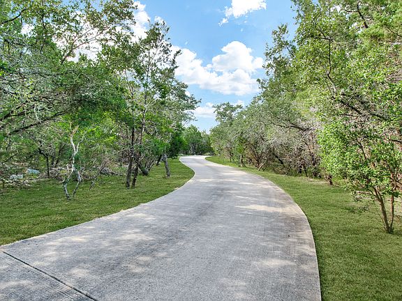 2nd image of 2359 Estate Gate Dr
