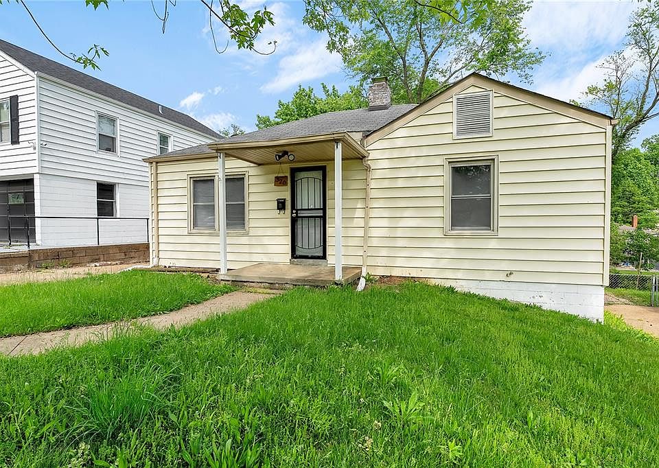 1st image of 320 Millman Dr