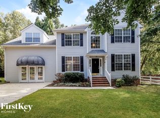 501 Willowview Dr, Greensboro, NC 27455