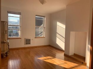 86 Berry St APT 3R, Brooklyn, NY 11249