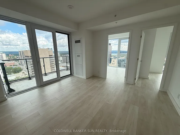 75 James St S #2502 — Photo 8
