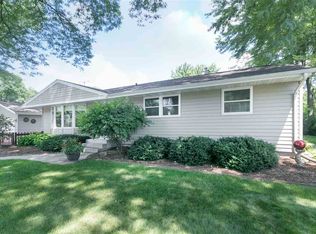 1208 Linda Vista Rd, Madison, WI 53716