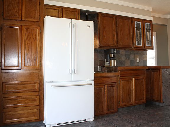 3rd image of 1486 Laughlin Dr NW