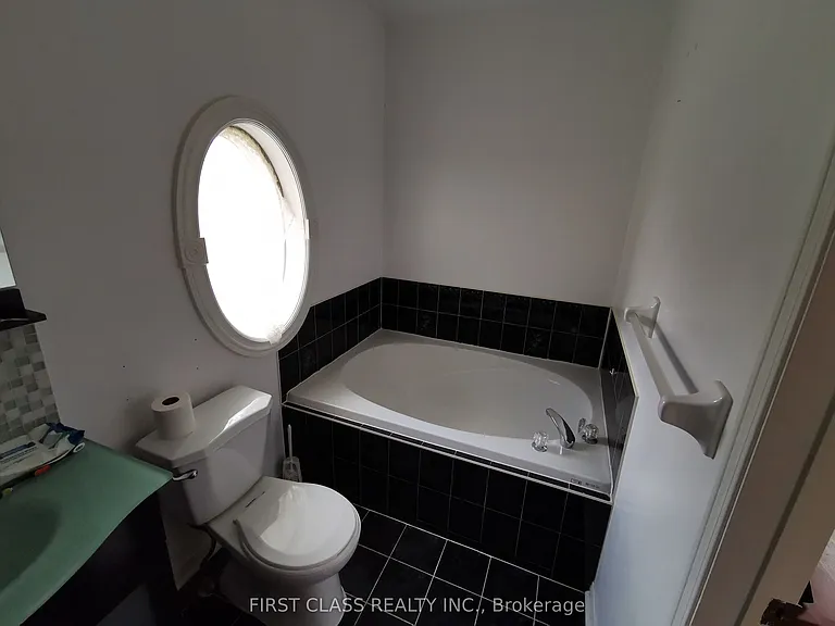 1300 Wesson Ct #2 — Photo 11