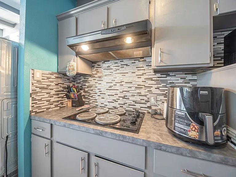 2901 Nabors Ln — Photo 41