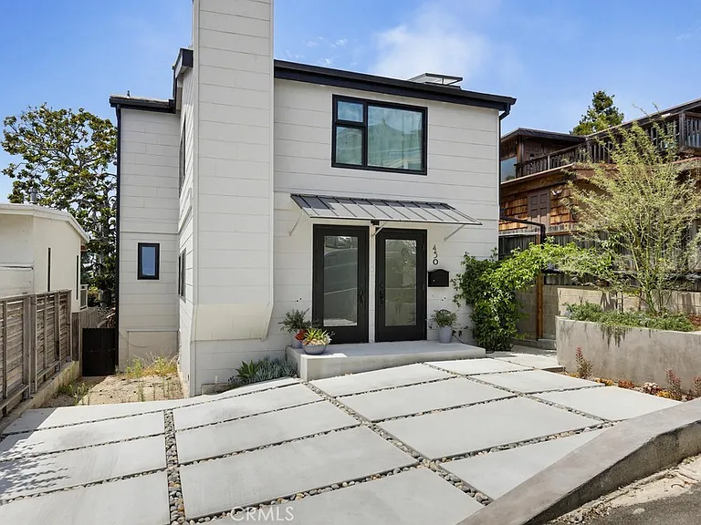 450 Ruby St — Photo 1