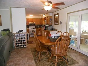906 McIver Dr photo 1