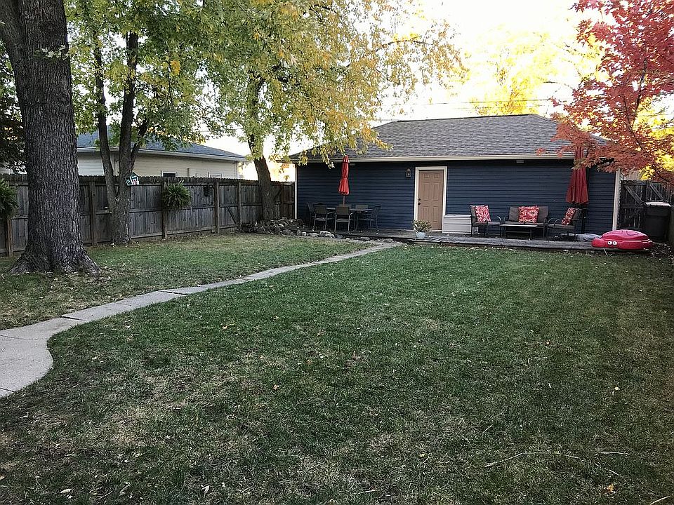 2nd image of 1821 N Alabama St