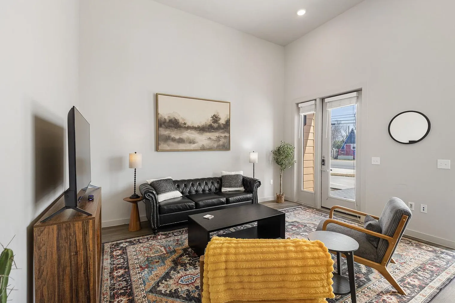 1 bed, 1.0 bath, 753 sqft, $2,947 — Photo 1