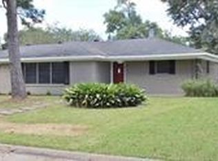 6370 Arrowhead Dr, Beaumont, TX 77707