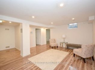 422 Silverthorne Cres, Mississauga, ON L5R 1W4