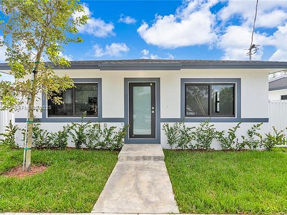 3rd image of 11970 SW 213th #0