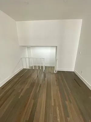 Rented by Mallory Management Corp | media 15