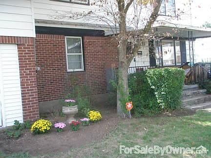5th image of 90 Ruxton St
