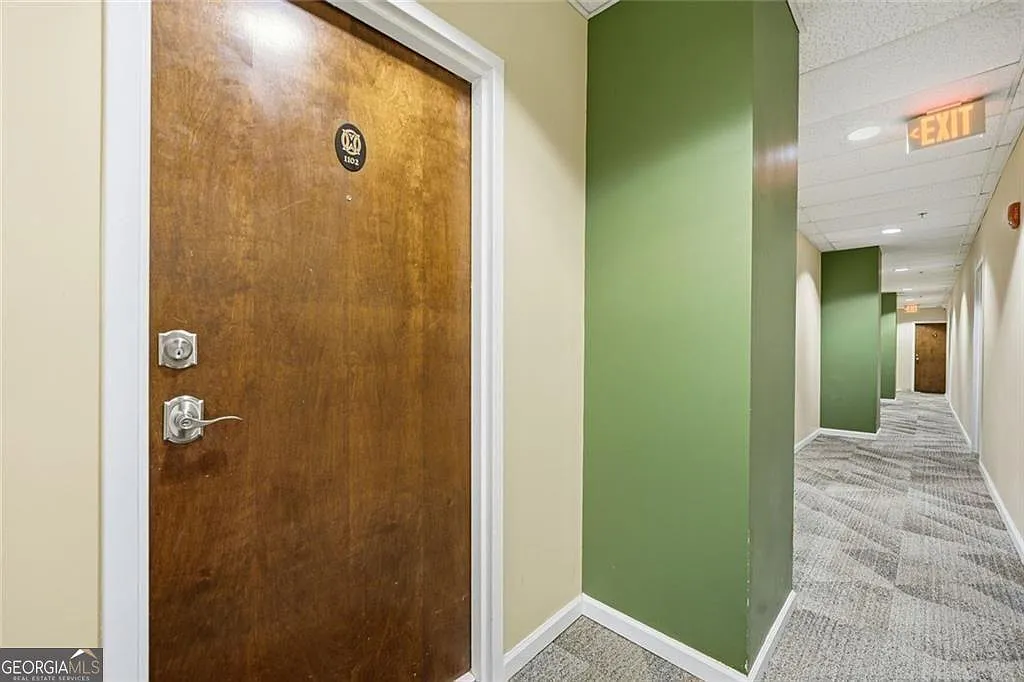 1 bed, 1.0 bath, 465 sqft, $1,600 — Photo 4