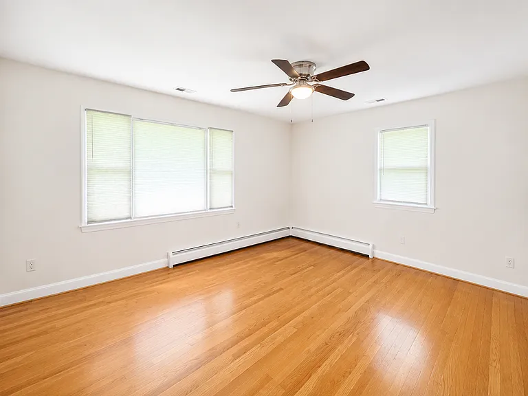 6017 Wheeler Ln — Photo 9