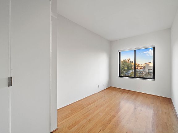 5th image of 11 E 128th St APT 2