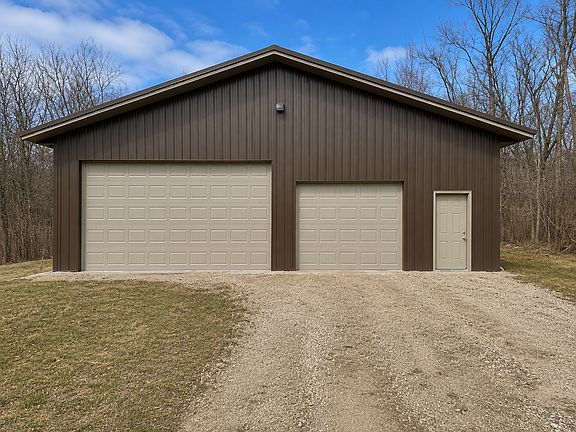 5th image of 35810 Govern Rd