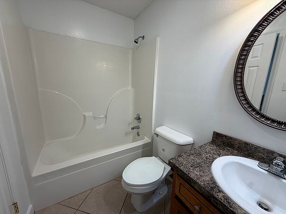 3rd image of 2710 Betbeze St
