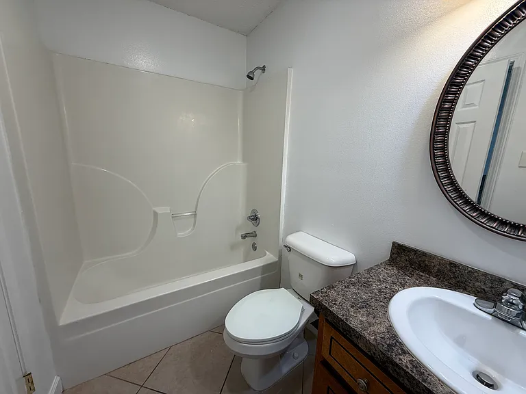 2710 Betbeze St — Photo 3