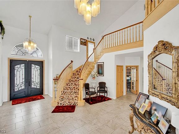 5th image of 1580 Windhaven Cir
