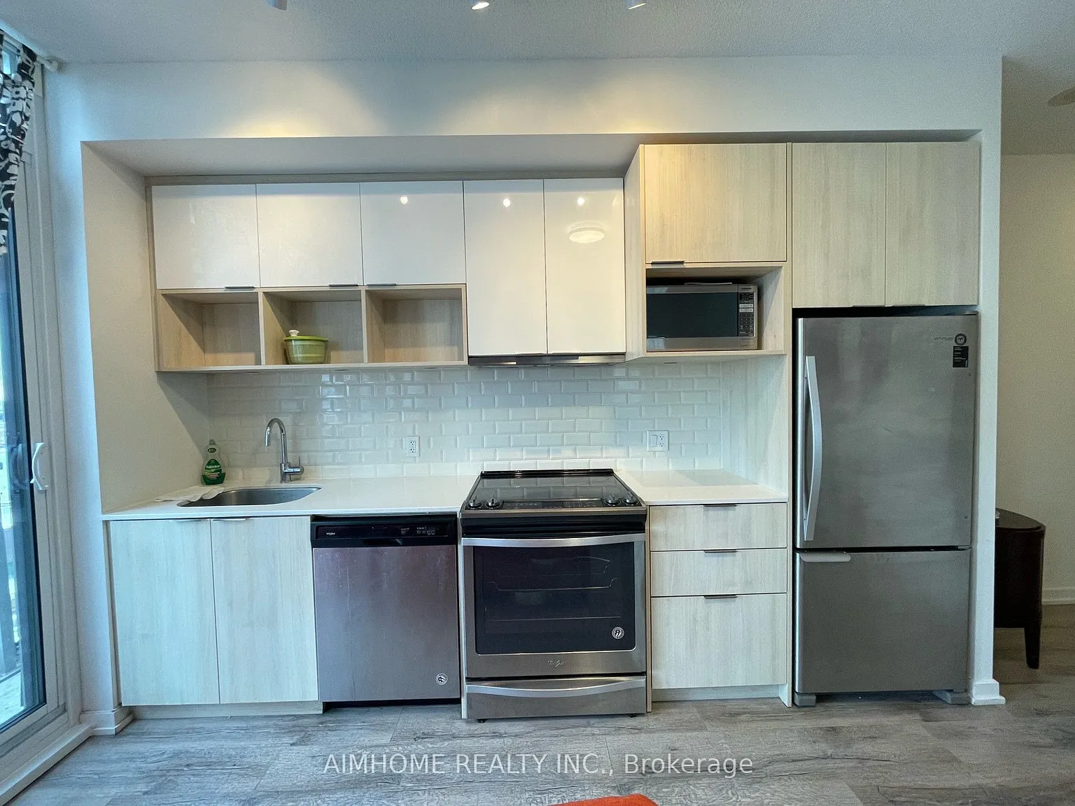 2 bed, $2,850 — Photo 4