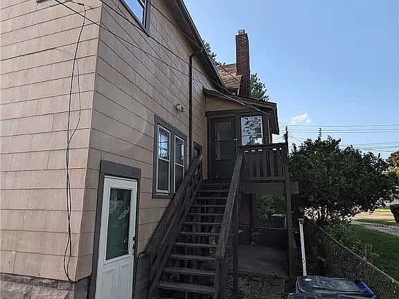3rd image of 18701 Puritas Ave #1&2