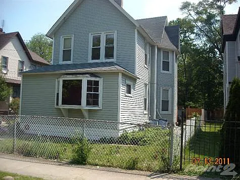 406 Grover St photo 1
