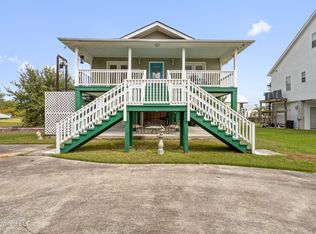 114 Favre St, Waveland, MS 39576