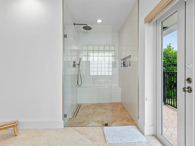 1332 SW Tamarind Way — Photo 22