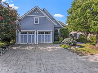 17 Iselin Ln, Oceanport, NJ 07757