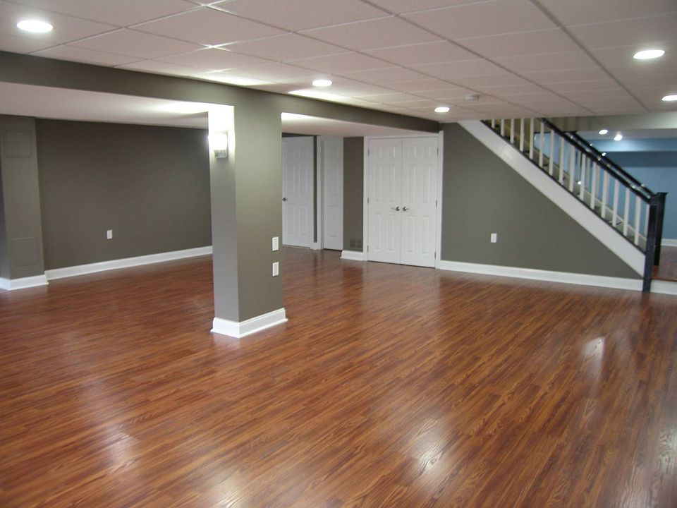 2nd image of 2402 Patricia Dr