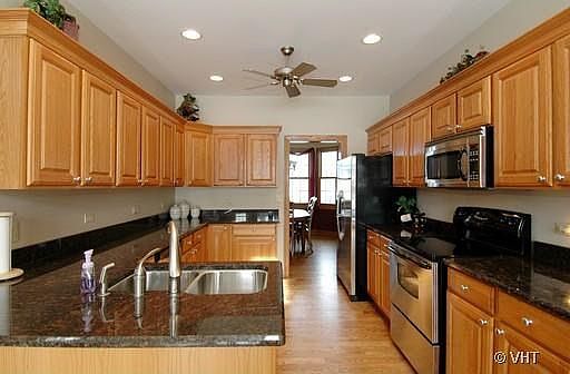 Kitchen w/Granite & Stainless Appliances