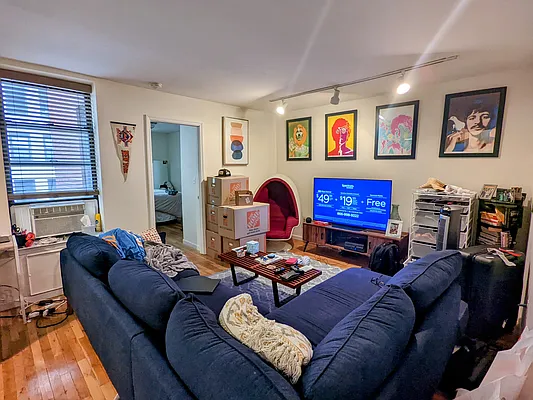 Rented by Guidance Realty Corp. | media 9