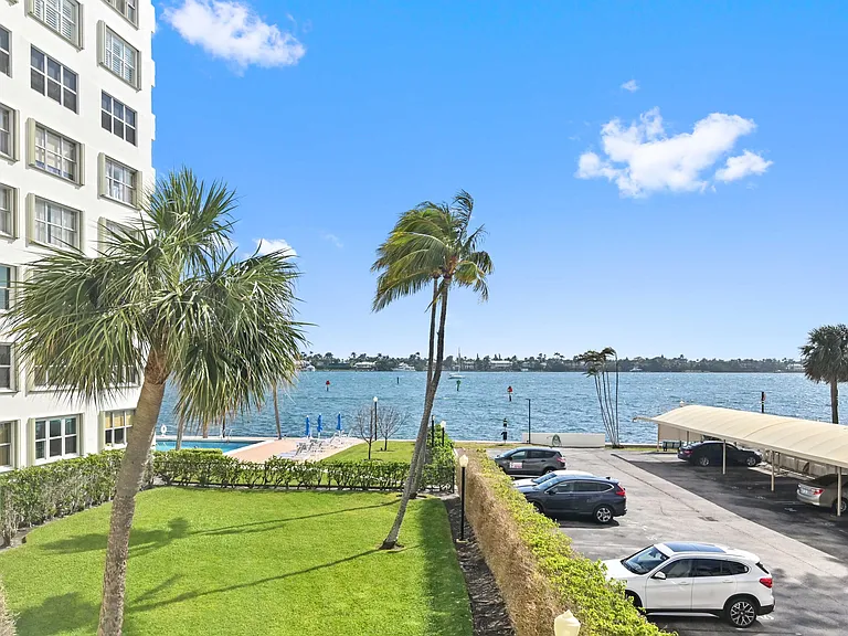 2600 N Flagler Dr #210 — Photo 20