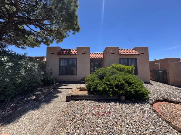 8902 Spain Rd NE, Albuquerque, NM 87111