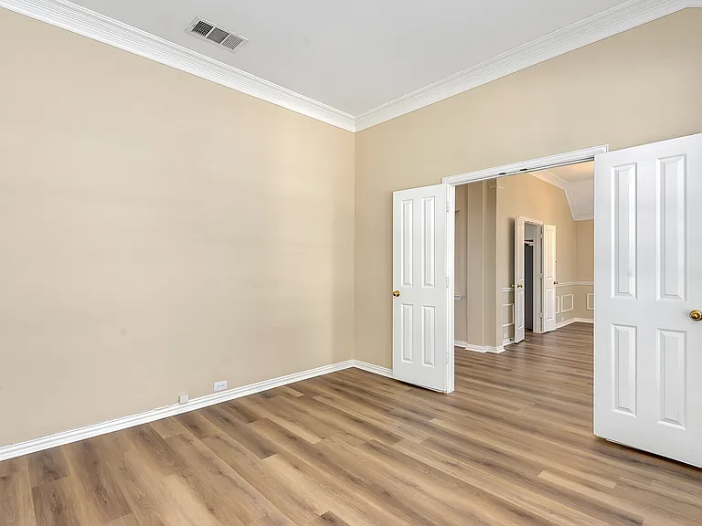1404 Ranch Hill Dr — Photo 6