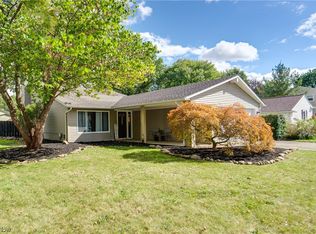 6651 Nicoll Dr, North Ridgeville, OH 44039