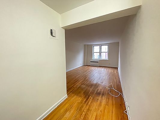 3rd image of 43-22 49th St #1B