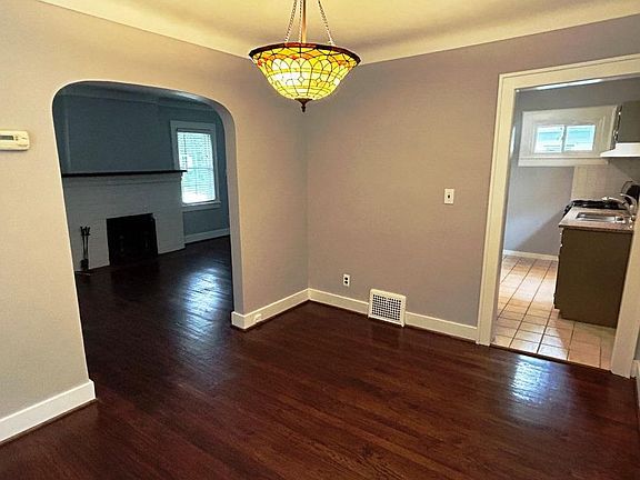 5th image of 809 N Dorchester Ave