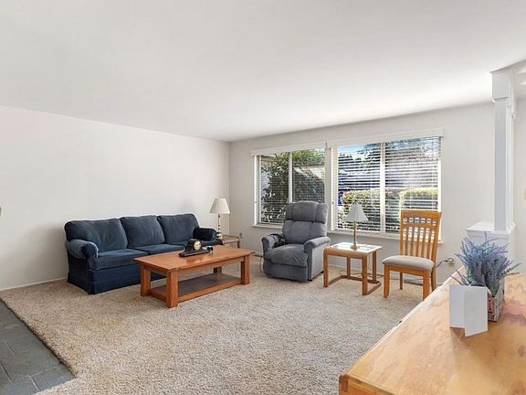 3rd image of 5614 117th Ave SE