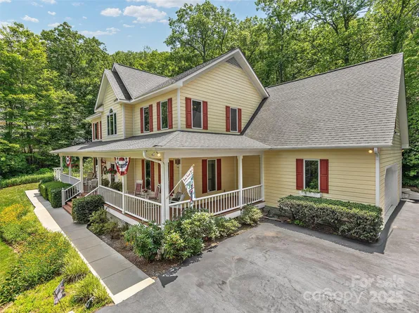 442 Heather Marie Dr, Hendersonville, NC 28792