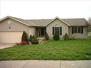 1st image of 521 Leo Dr