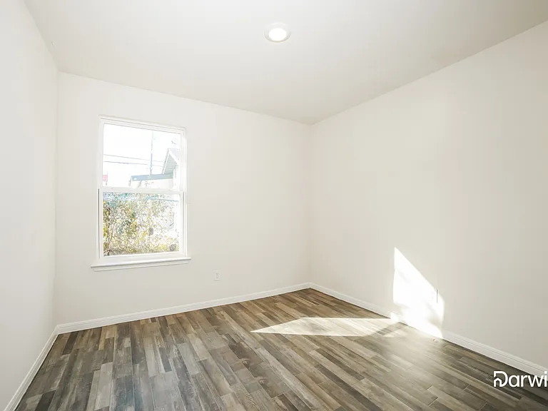 804 Earle Ave #B — Photo 10