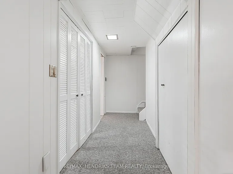 23 Crescentwood Dr — Photo 28
