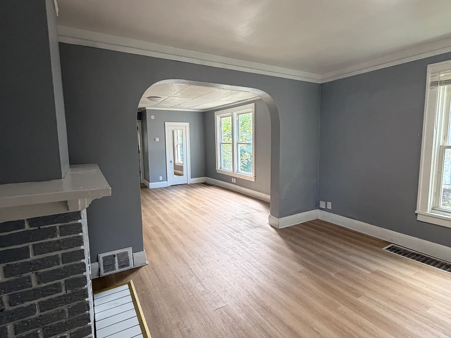 3 bed, $1,000 — Photo 3