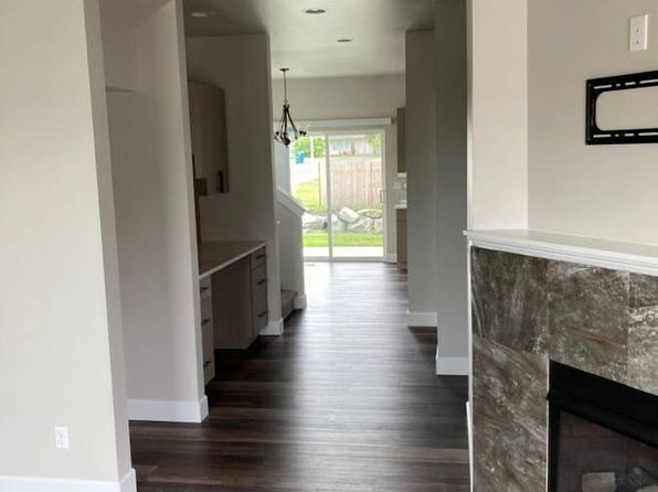 5540 34th Loop SE, Auburn, WA 98092
