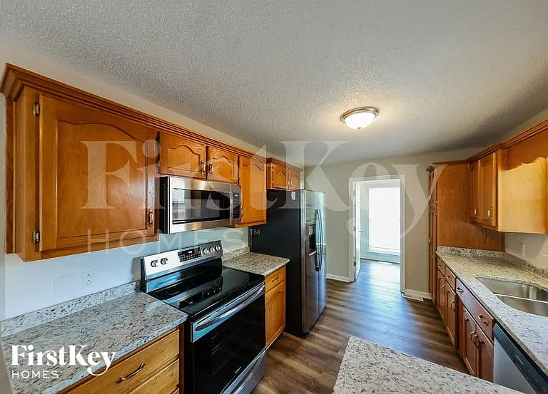 5263 Highland Trace Cir — Photo 7