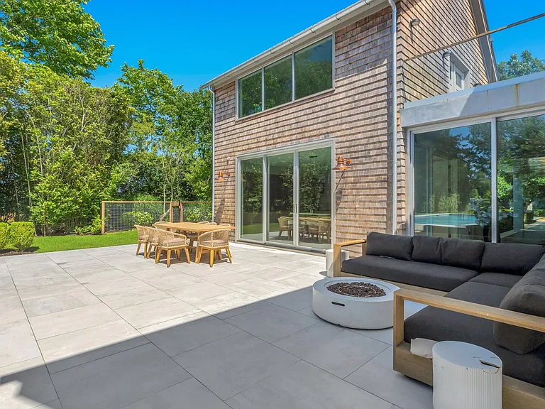 191 Montauk Hwy — Photo 59